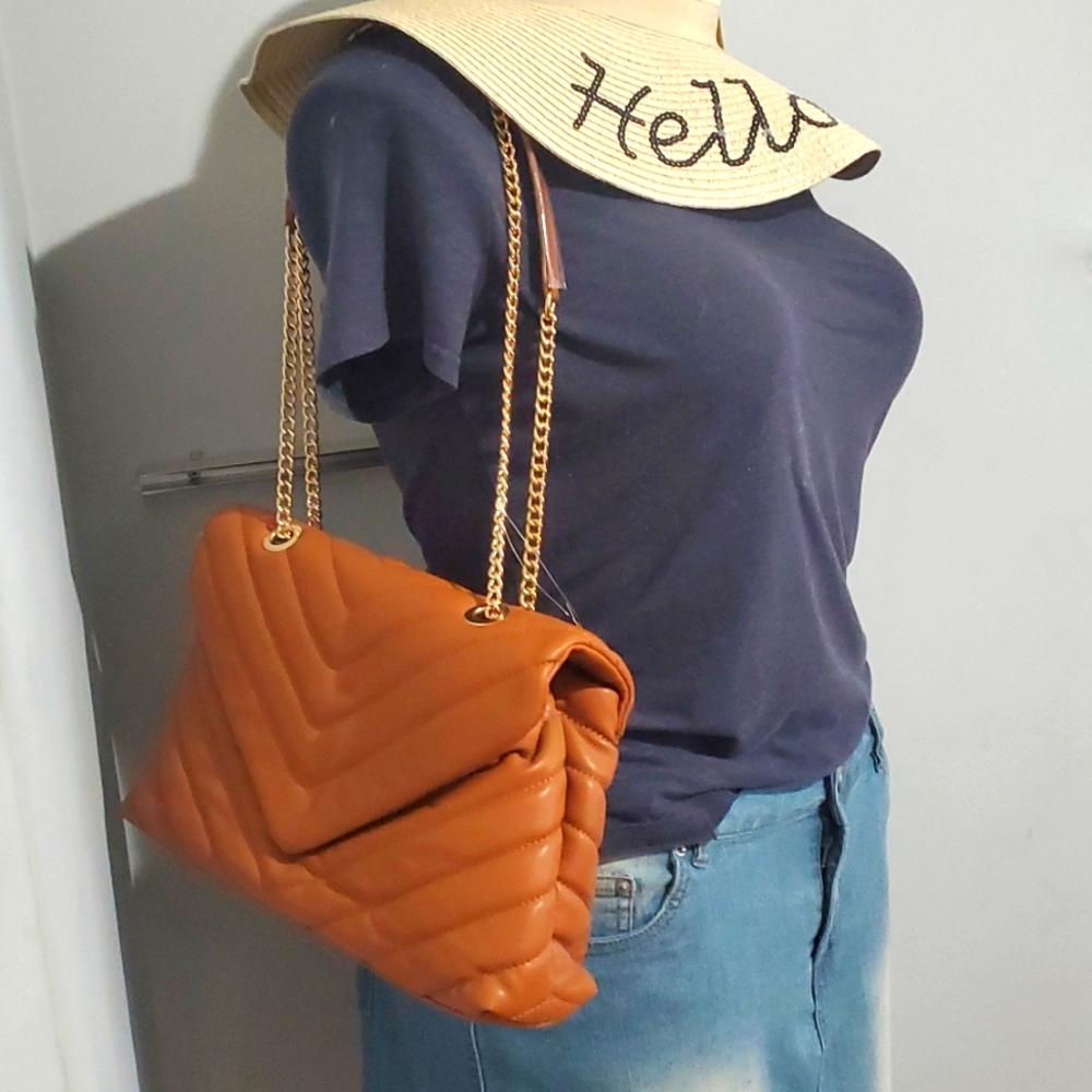 BRAND NEW Camel / Tan chain link crossbody/ shoulder bag